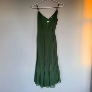 Aritzia Wilfred Beaune Forest Green Crepe Midi Wrap Dress Size XS